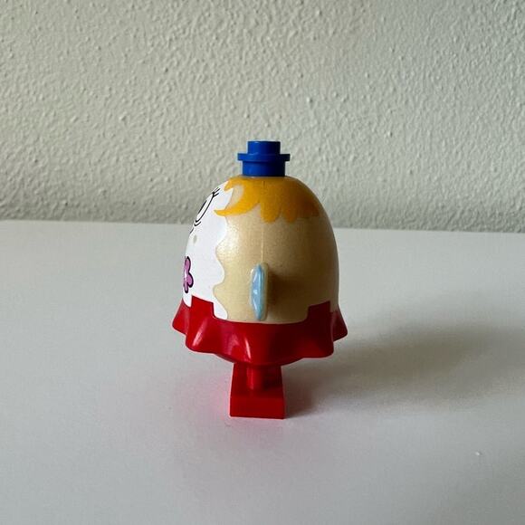 SpongeBob Square Pants Mrs. Puff Lego Figurine Red Yellow Beige Toy Rare - Picture 4 of 4